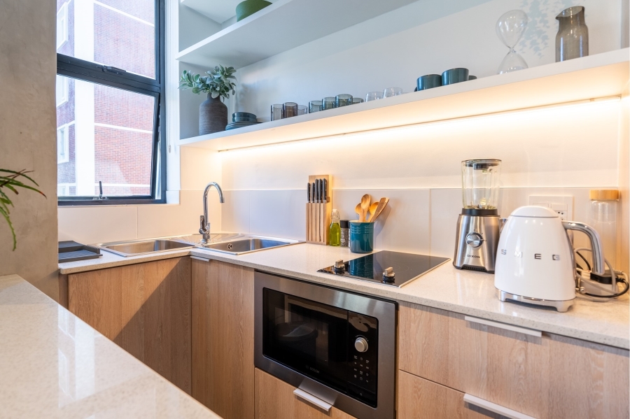 1 Bedroom Property for Sale in Sea Point Western Cape